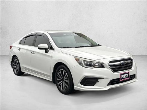 Used 2019 Subaru Legacy 2.5i Premium image 3