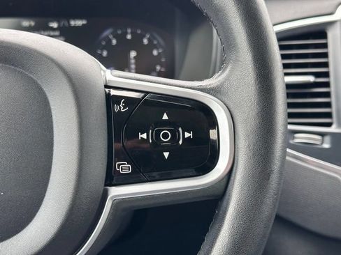 Used 2019 Volvo XC90 T6 Momentum w/ Advanced Package AWD/4WD image 11