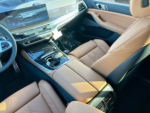 New 2026 BMW X5 sDrive40i w/ M Sport Package image 18