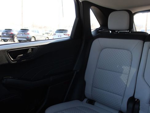 Used 2023 Ford Escape Active image 13