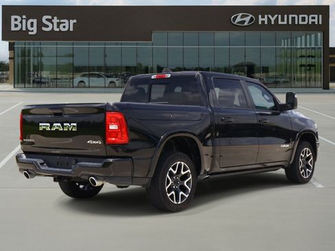 Used 2025 RAM 1500 Laramie w/ Laramie Southwest Edition AWD/4WD image 4