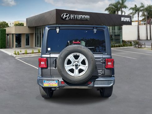 Used 2021 Jeep Wrangler Unlimited Sport image 4