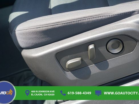 Used 2023 Chevrolet Silverado 1500 Custom RWD image 16