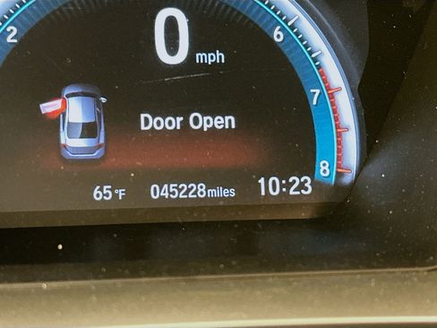 Used 2018 Honda Civic EX image 19