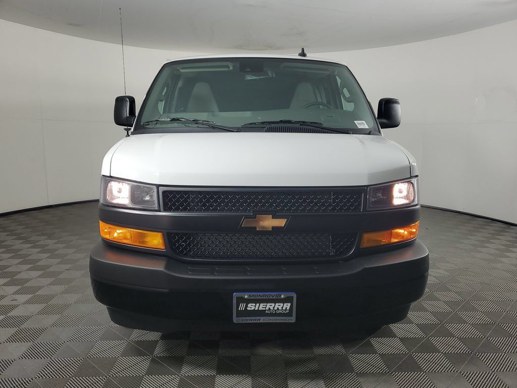 New 2025 Chevrolet Express 2500 Extended w/ Driver Convenience Package RWD image 9