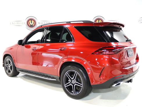 Used 2024 Mercedes-Benz GLE 350 4MATIC image 3