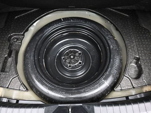 Used 2017 MAZDA MAZDA3 Touring image 44