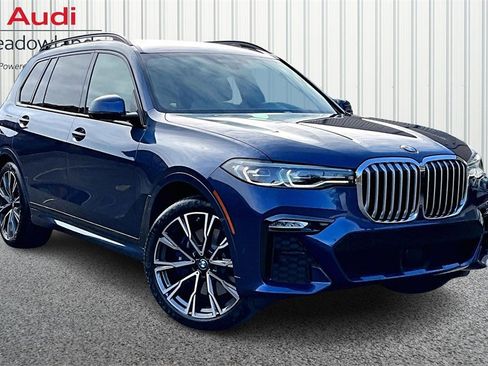 Used 2019 BMW X7 xDrive40i w/ Premium Package image 3