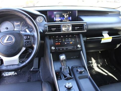 Used 2018 Lexus IS 300 image 14