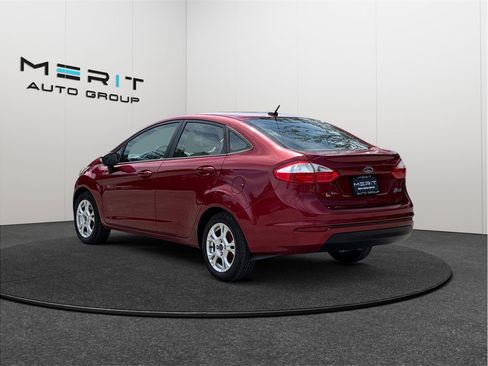 Used 2014 Ford Fiesta SE image 7