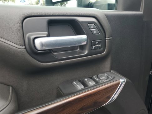 Used 2022 GMC Sierra 2500 SLT image 19