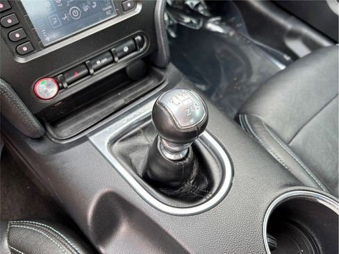 Used 2018 Ford Mustang GT image 33