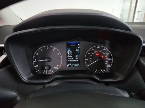 Used 2023 Toyota Corolla LE FWD image 13