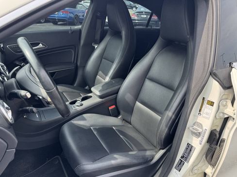 Used 2014 Mercedes-Benz CLA 250 image 7