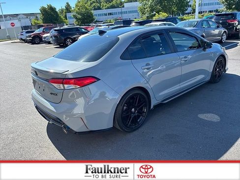 Used 2022 Toyota Corolla SE FWD image 9