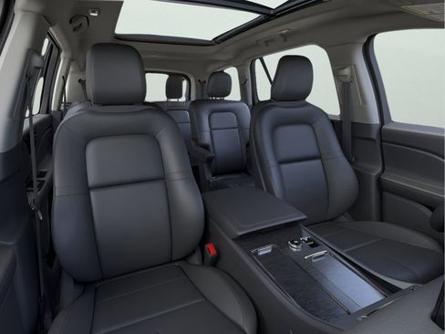 New 2025 Lincoln Aviator 2WD w/ Equipment Group 101A image 10