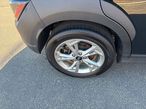 Used 2023 Hyundai Kona SEL image 34