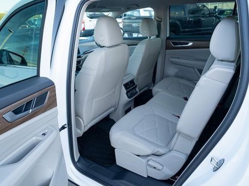 New 2026 Volkswagen Atlas SE image 26