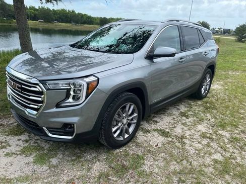 Certified 2023 GMC Terrain SLT w/ Tech Package FWD image 1