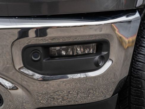 Used 2019 RAM 1500 Laramie image 19