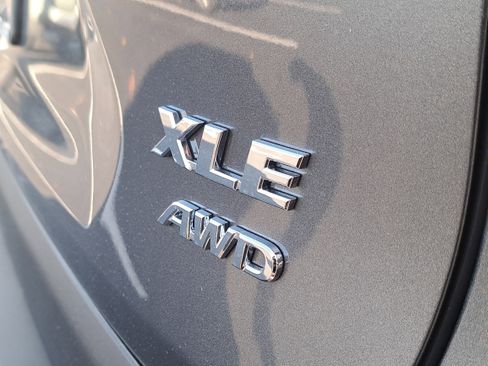 New 2025 Toyota RAV4 XLE image 6