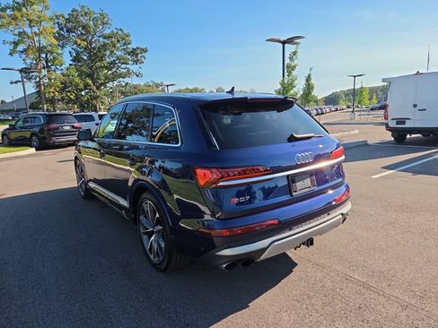 Used 2020 Audi SQ7 Premium Plus w/ Driver Assistance Package AWD/4WD image 5