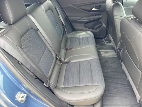 Used 2024 Buick Envista Preferred w/ Convenience I Package FWD image 19