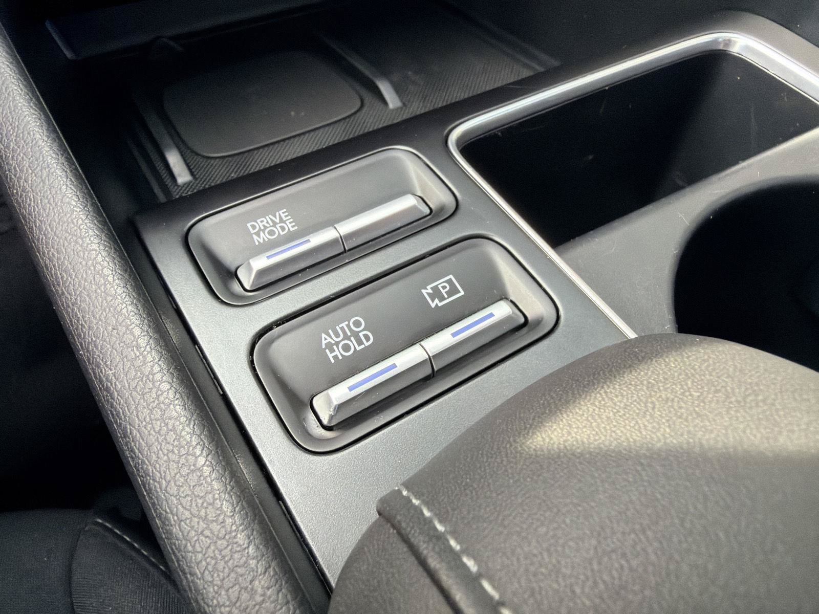 Used 2025 Hyundai Sonata SEL FWD image 31