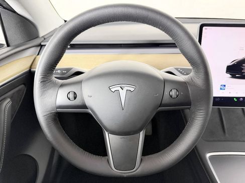Used 2023 Tesla Model Y Long Range AWD/4WD image 53
