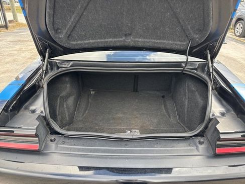 Used 2022 Dodge Challenger R/T Scat Pack w/ Shaker Package image 7