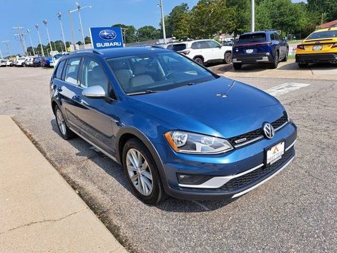 Used 2017 Volkswagen Golf Alltrack S AWD/4WD image 8