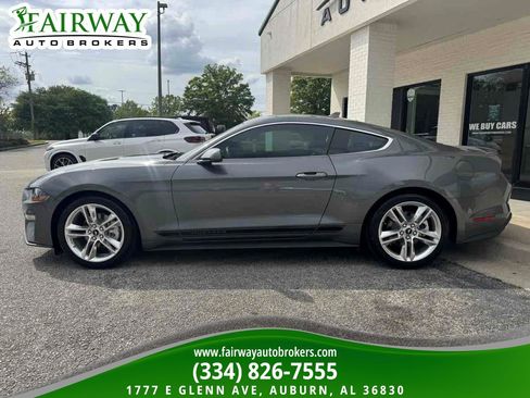 Used 2021 Ford Mustang Premium w/ Pony Package image 9