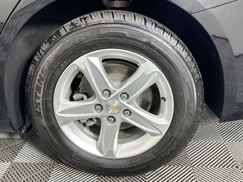 Used 2021 Chevrolet Malibu LS image 36