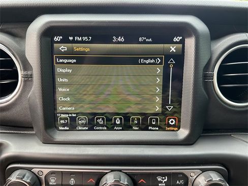 Used 2023 Jeep Wrangler Unlimited Sahara w/ Cold Weather Group image 30