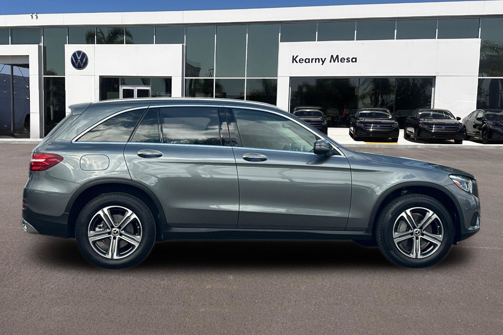 Used 2019 Mercedes-Benz GLC 300 image 3