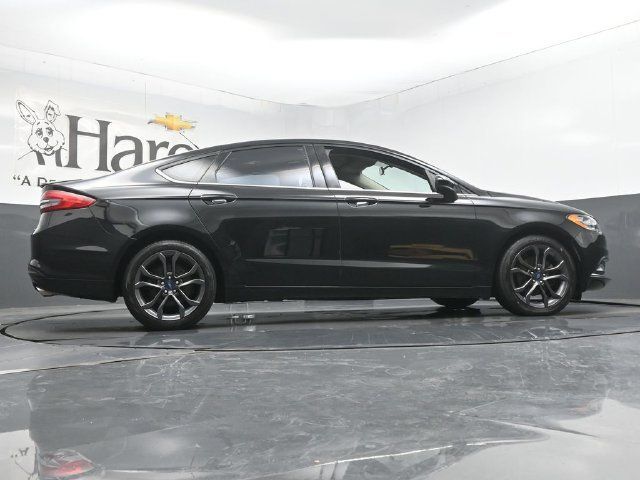 Used 2018 Ford Fusion SE w/ Equipment Group 201A FWD image 56