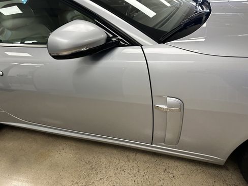 Used 2011 Jaguar XK Convertible image 24