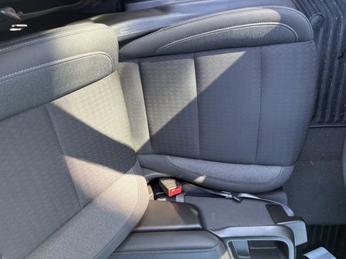 Used 2024 Chevrolet Silverado 2500 Custom w/ Custom Convenience Package image 9