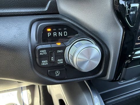 Used 2024 RAM 1500 Laramie image 28