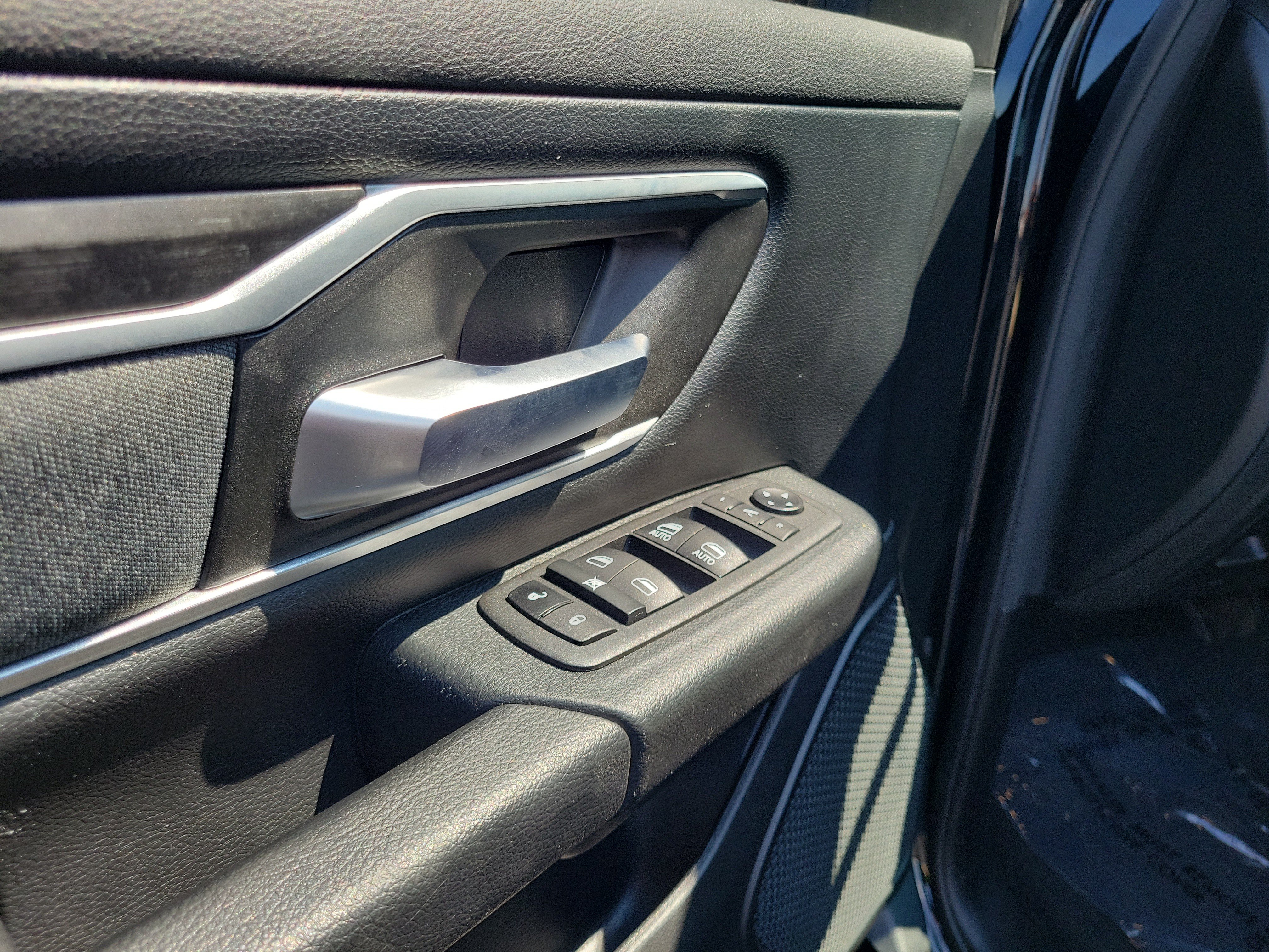Used 2021 RAM 1500 Big Horn AWD/4WD image 18