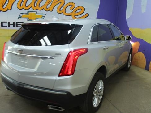 Used 2018 Cadillac XT5 AWD image 7