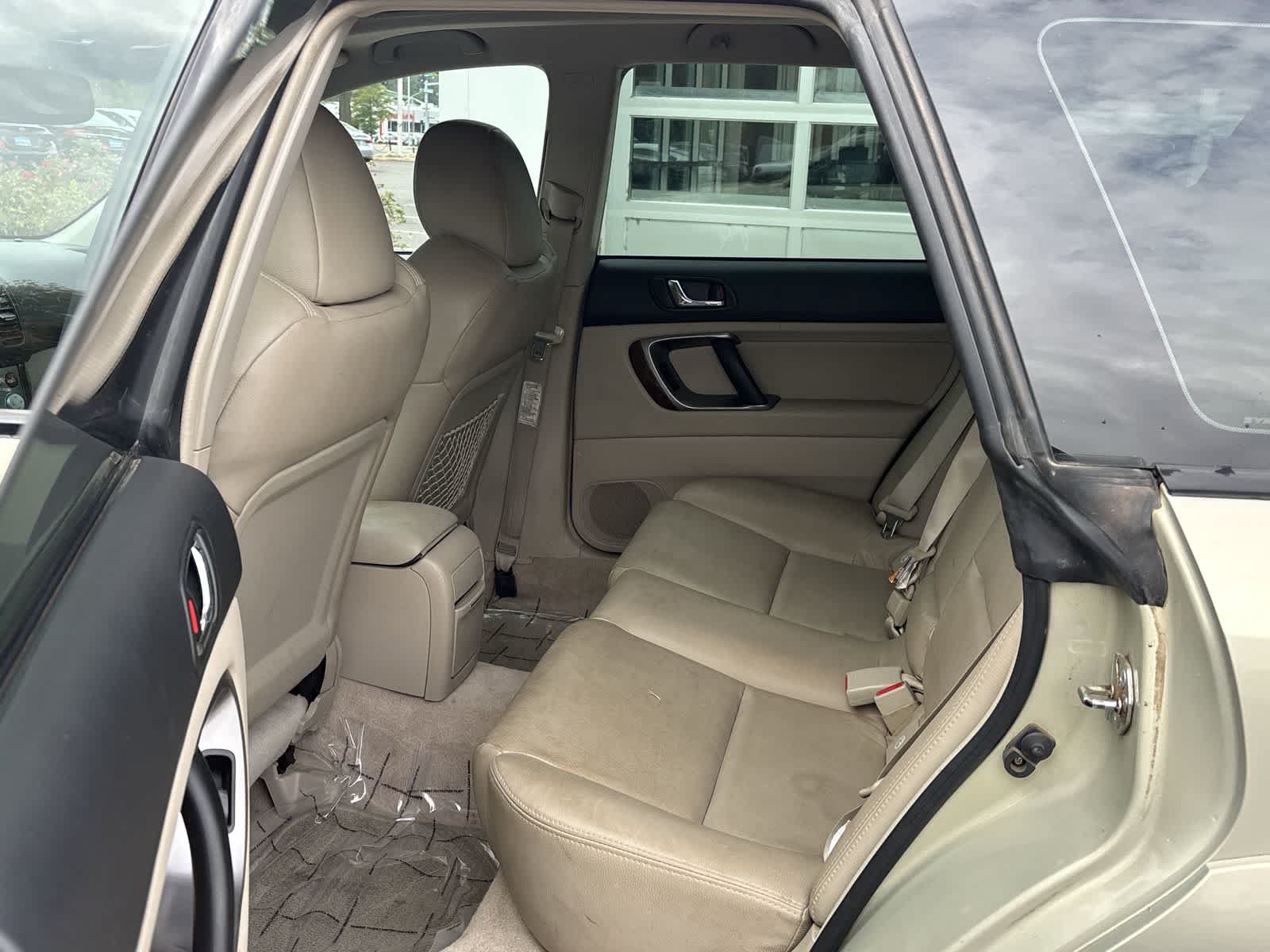 Used 2007 Subaru Outback 2.5XT Limited w/ Popular Equipment Group 2B AWD/4WD image 11