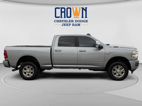 Used 2024 RAM 2500 Laramie w/ Safety Group AWD/4WD image 2