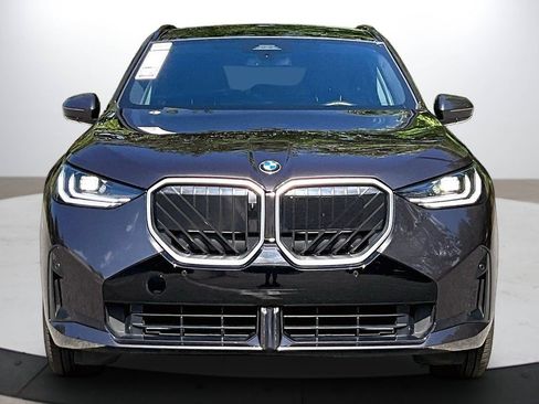 Used 2025 BMW X3 xDrive30i AWD/4WD image 3