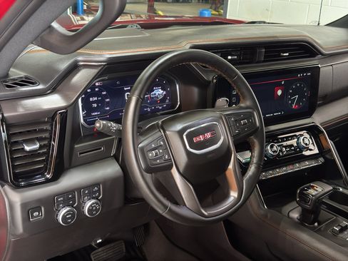 Used 2025 GMC Sierra 1500 AT4 w/ AT4 Premium Package AWD/4WD image 20