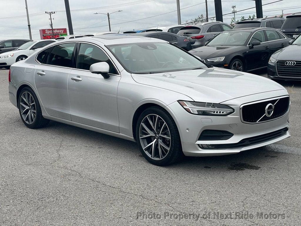 Used 2017 Volvo S90 T5 Momentum w/ Vision Package FWD image 4