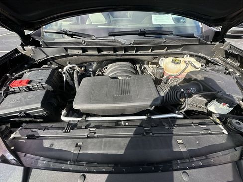 Used 2022 GMC Yukon XL SLT w/ SLT Premium Package image 26