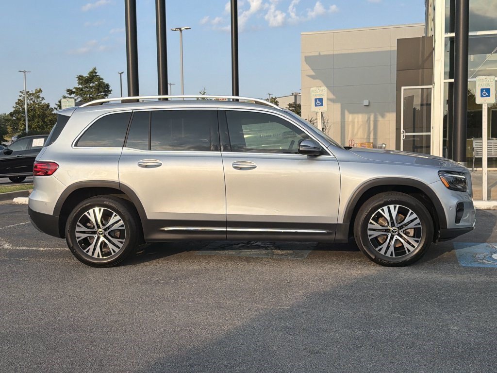 Certified 2025 Mercedes-Benz GLB 250 image 2