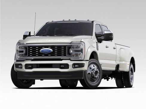 Used 2026 Ford F450 Platinum w/ FX4 Off-Road Package AWD/4WD image 1