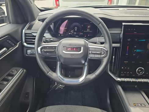 Certified 2025 GMC Acadia Elevation image 11